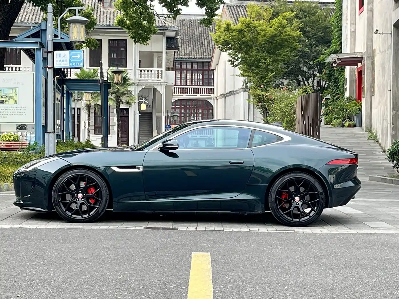 Jaguar F-TYPE 2015 2016 3.0 SC Hardtop