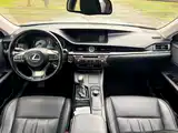 Фото 7 - Lexus ES