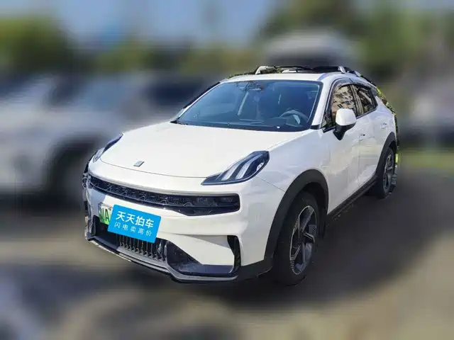 Lynk & Co 06 EM-P 2023 1.5T Remix PHEV Pro — фото 1