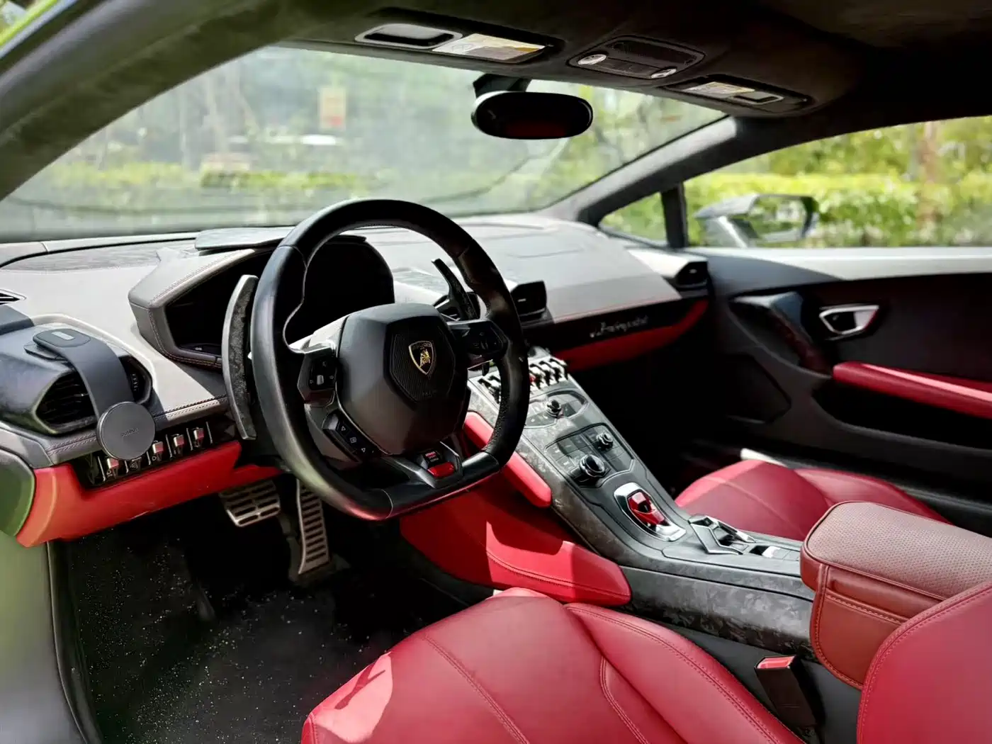 LAMBORGHINI HURACÁN