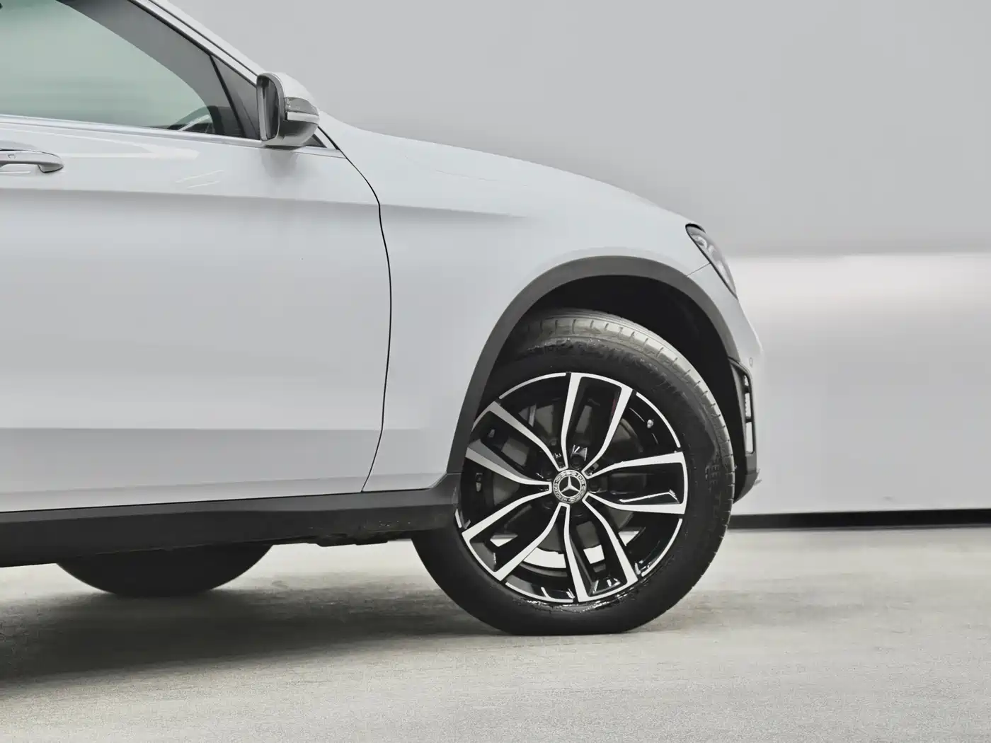 Mercedes-Benz GLC 2022 Facelift II GLC 260 L 4MATIC Luxury фото 31