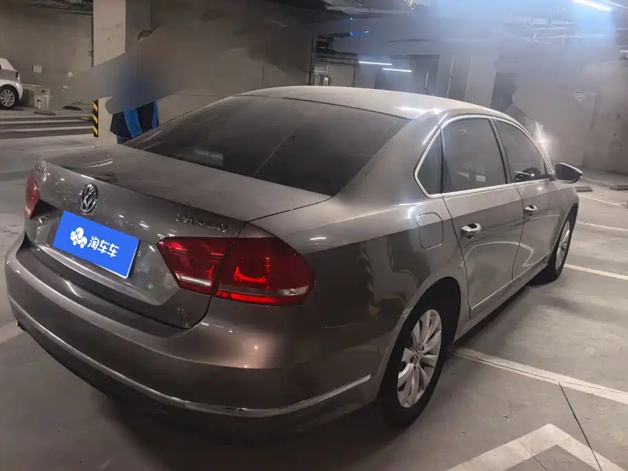 صورة 3 - Volkswagen Passat