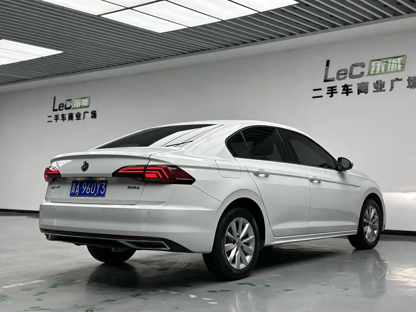 Volkswagen Bora 2020 1.5L Automatic Elite фото 17