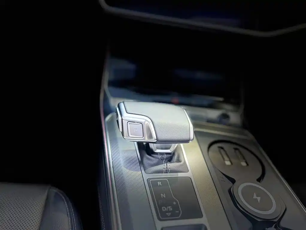 AUDI A6 (IMPORT)