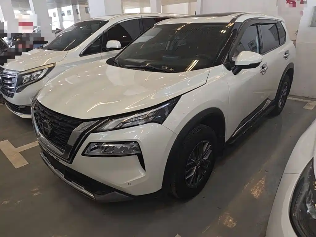 Фото 2 - Nissan X-Trail
