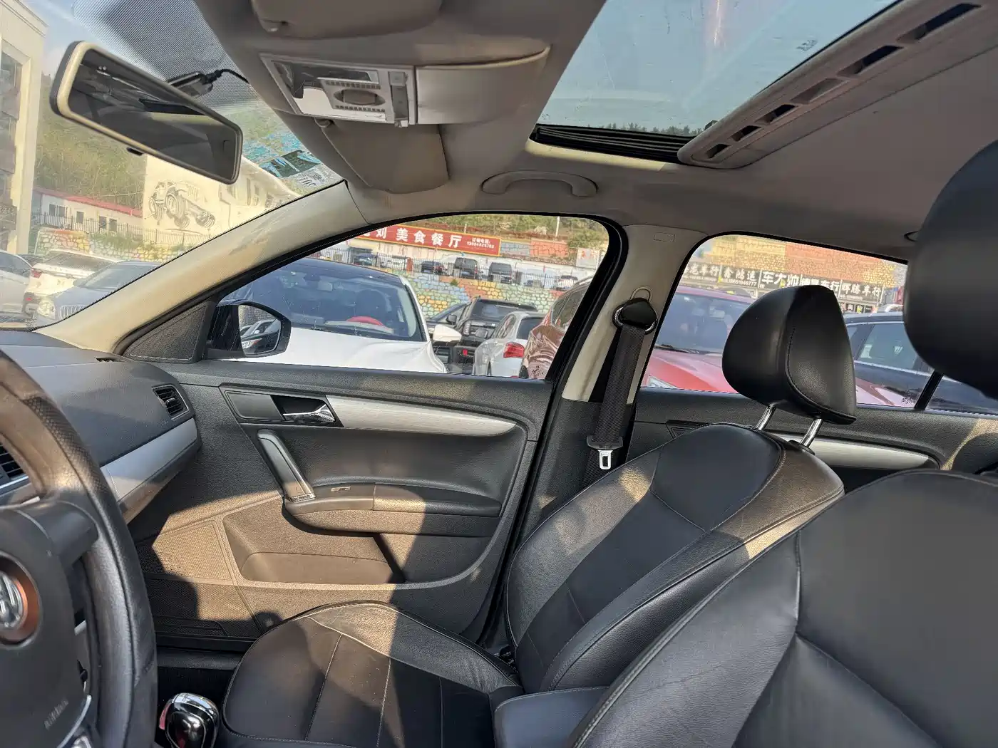 Volkswagen Lavida 2013 Facelift 1.4TSI DSG Comfort фото 5