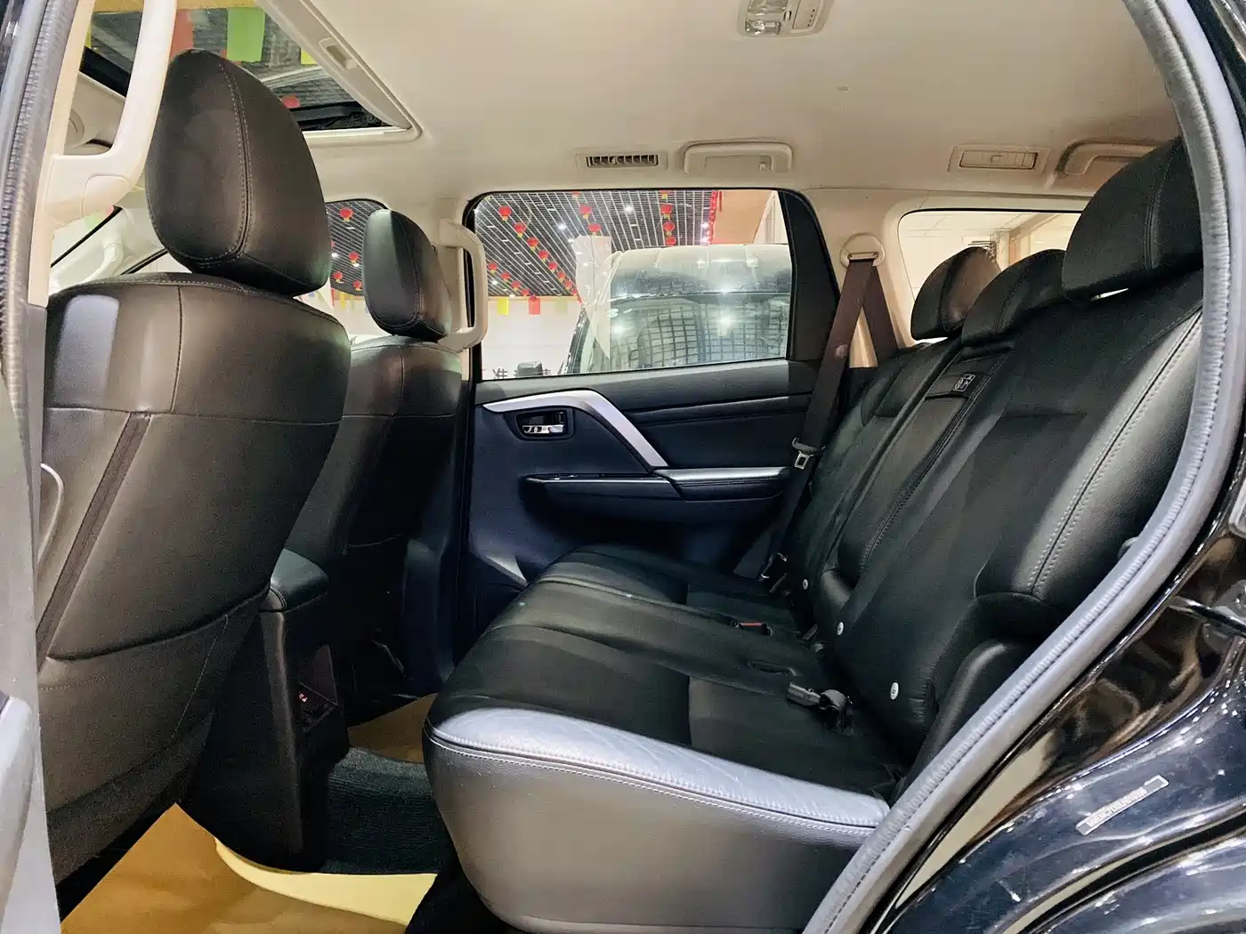 Mitsubishi Pajero Sport (Import) 2020 3.0L Luxury Edition фото 13