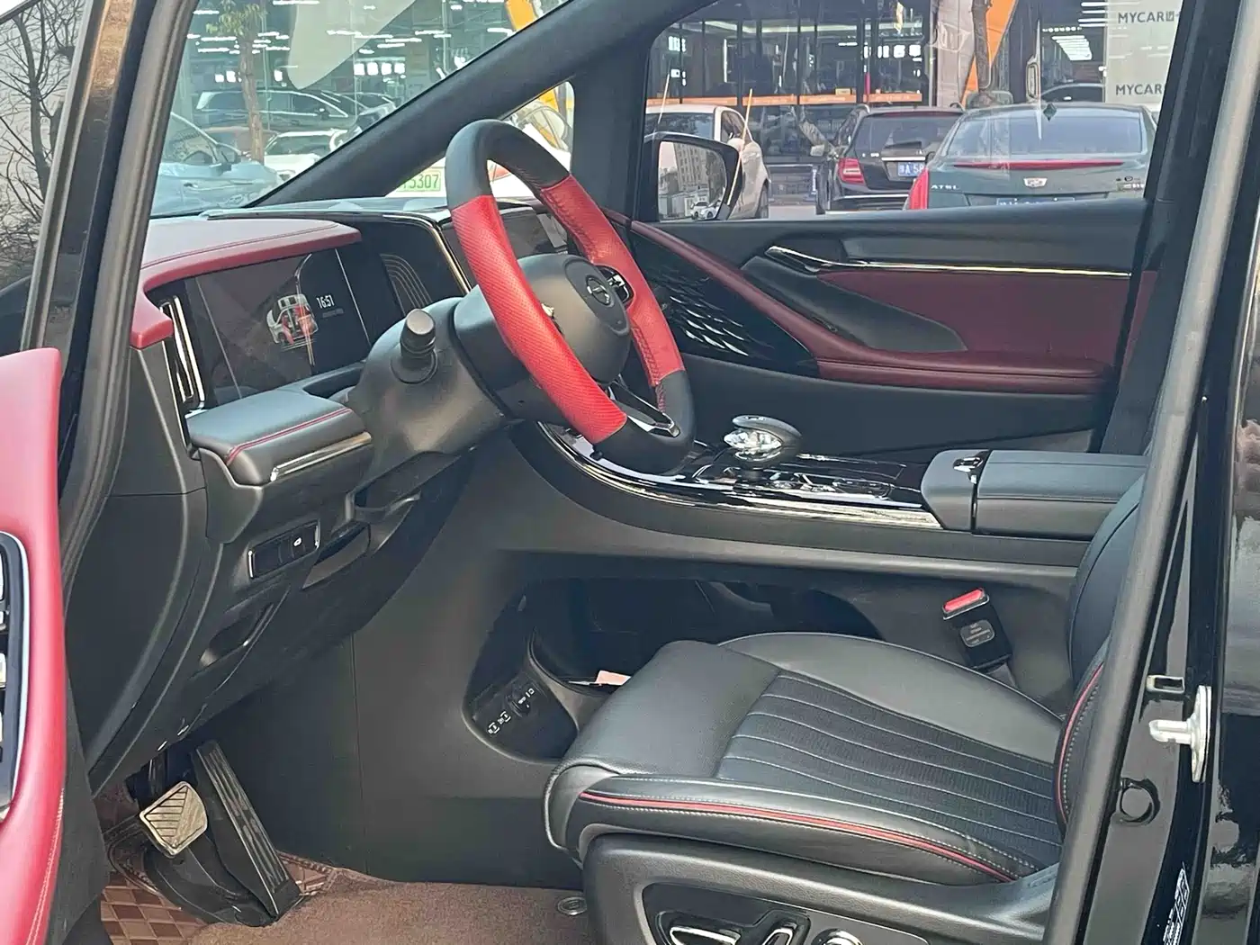 GAC TRUMPCHI TRUMPCHI M8