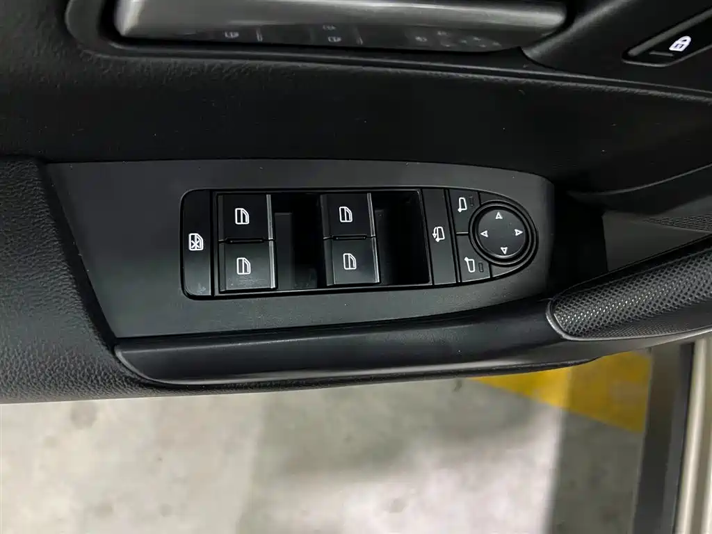 Mazda CX-50 2023 2023 2.0L Leading Edition