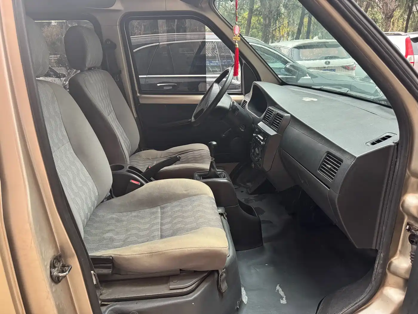 Wuling Motors Wuling Rongguang 2014 2012 1.5L Extended Standard Model