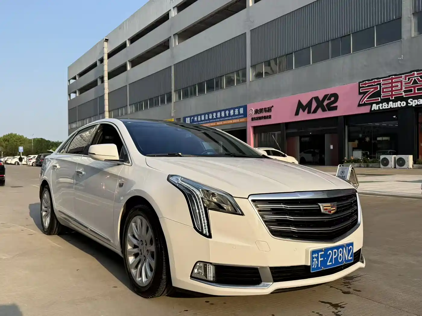 Cadillac XTS 2018 28T Luxury Model фото 3