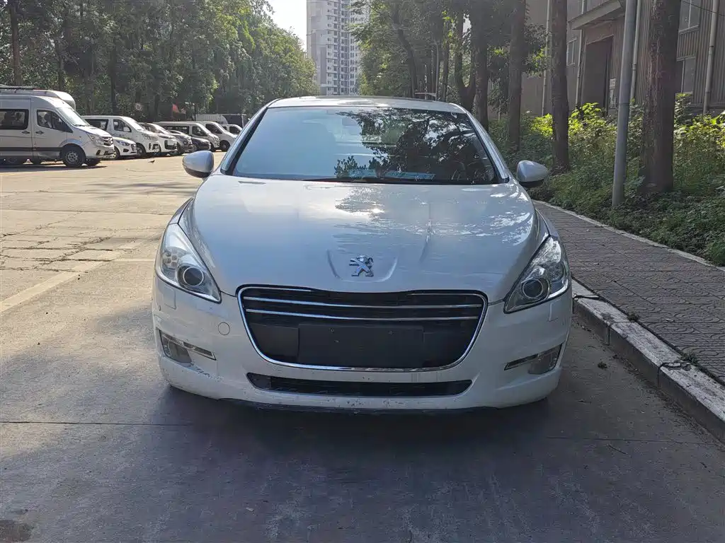 Peugeot 508 2012 2.0L Automatic Smart Edition фото 21