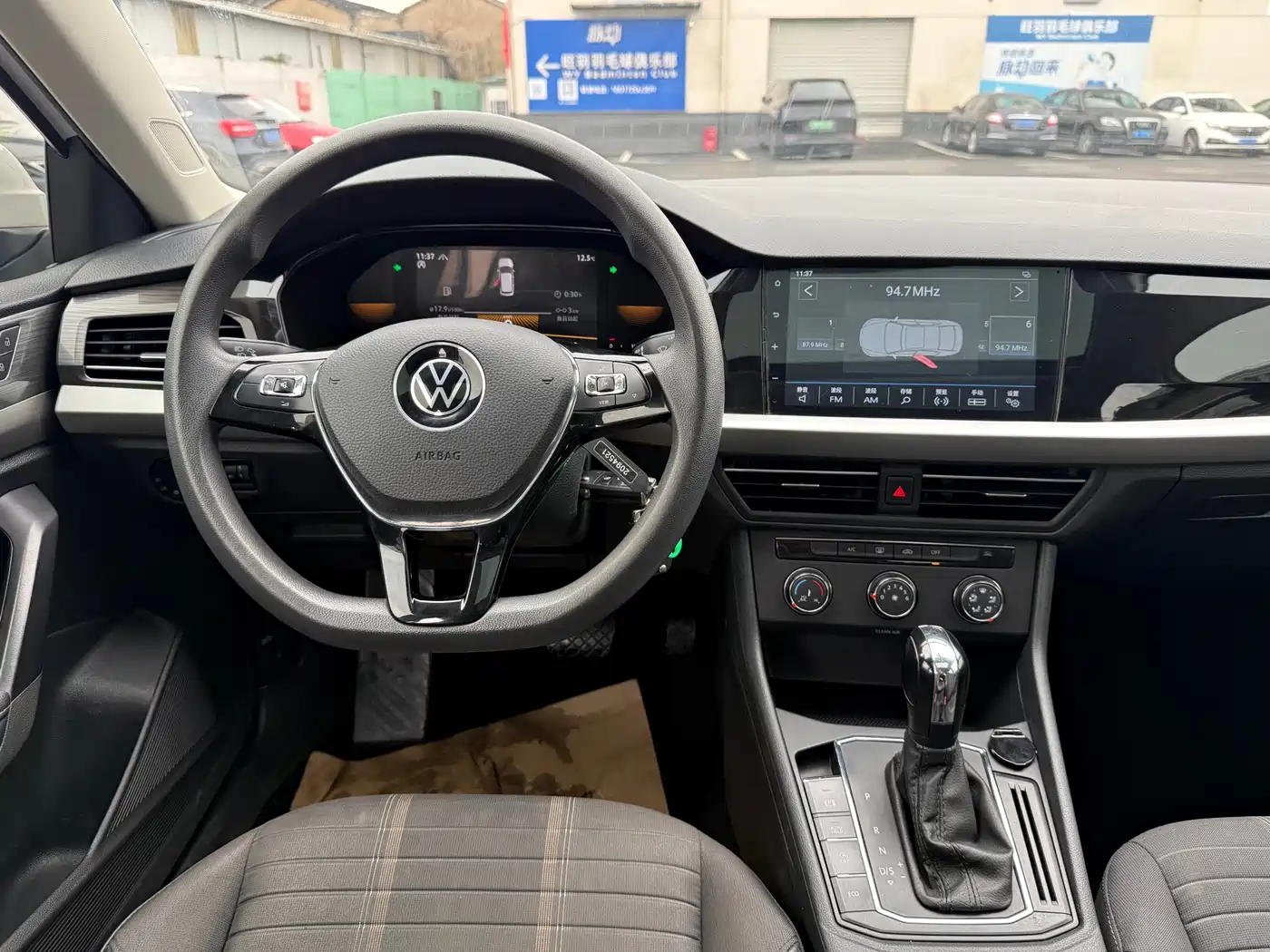 Volkswagen Lavida 2021 280TSI DSG Comfort Edition фото 8