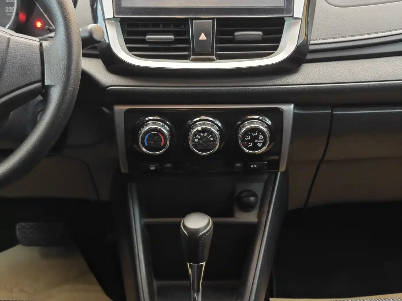 Toyota Vios 2017 1.5L CVT Pioneer фото 18