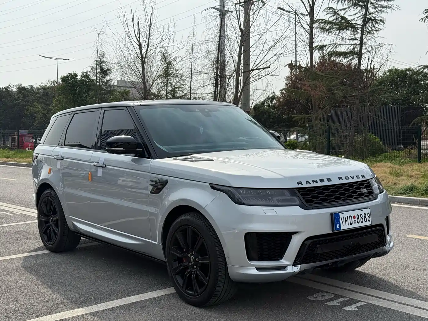 Land Rover Range Rover Sport 2021 3.0 L6 HST фото 3