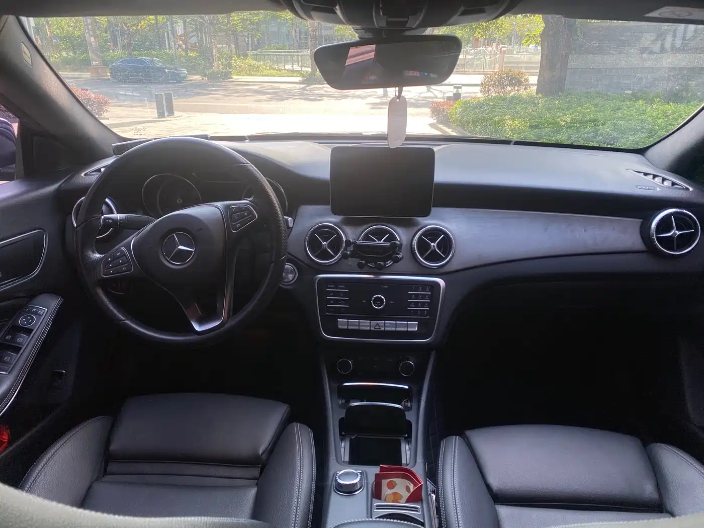 Mercedes-Benz CLA (Import) 2018 CLA 200 Dynamic Edition фото 9