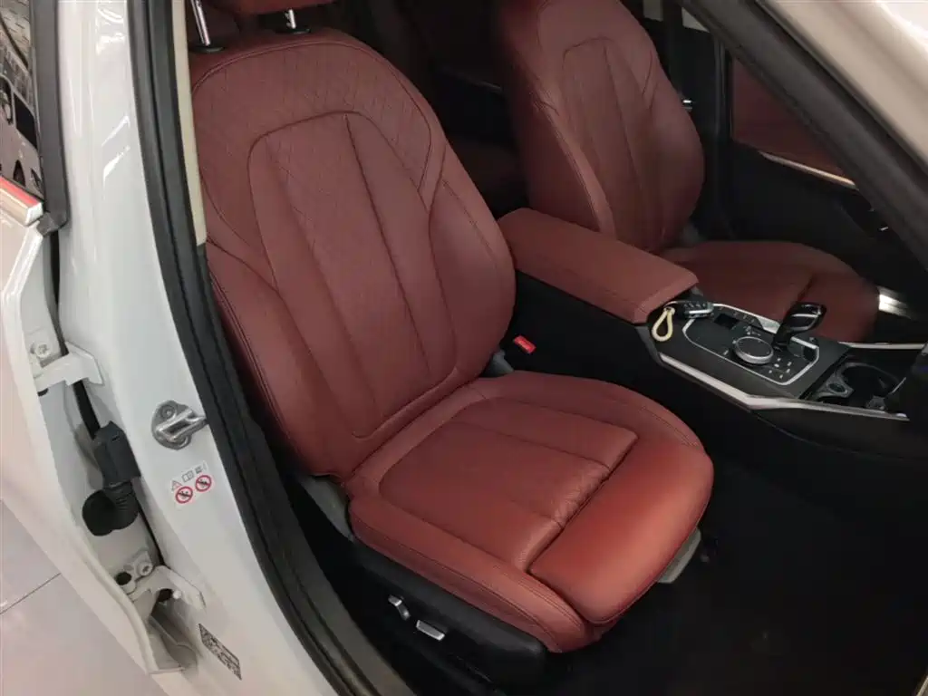 BMW 3 Series 2022 325Li M Sport Package фото 25