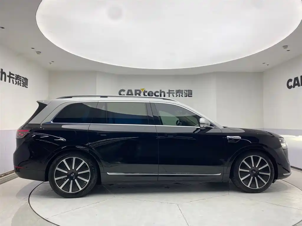 AITO Wenjie AITO M9 2025 Extended Range Ultra 52kWh 6-Seater фото 4
