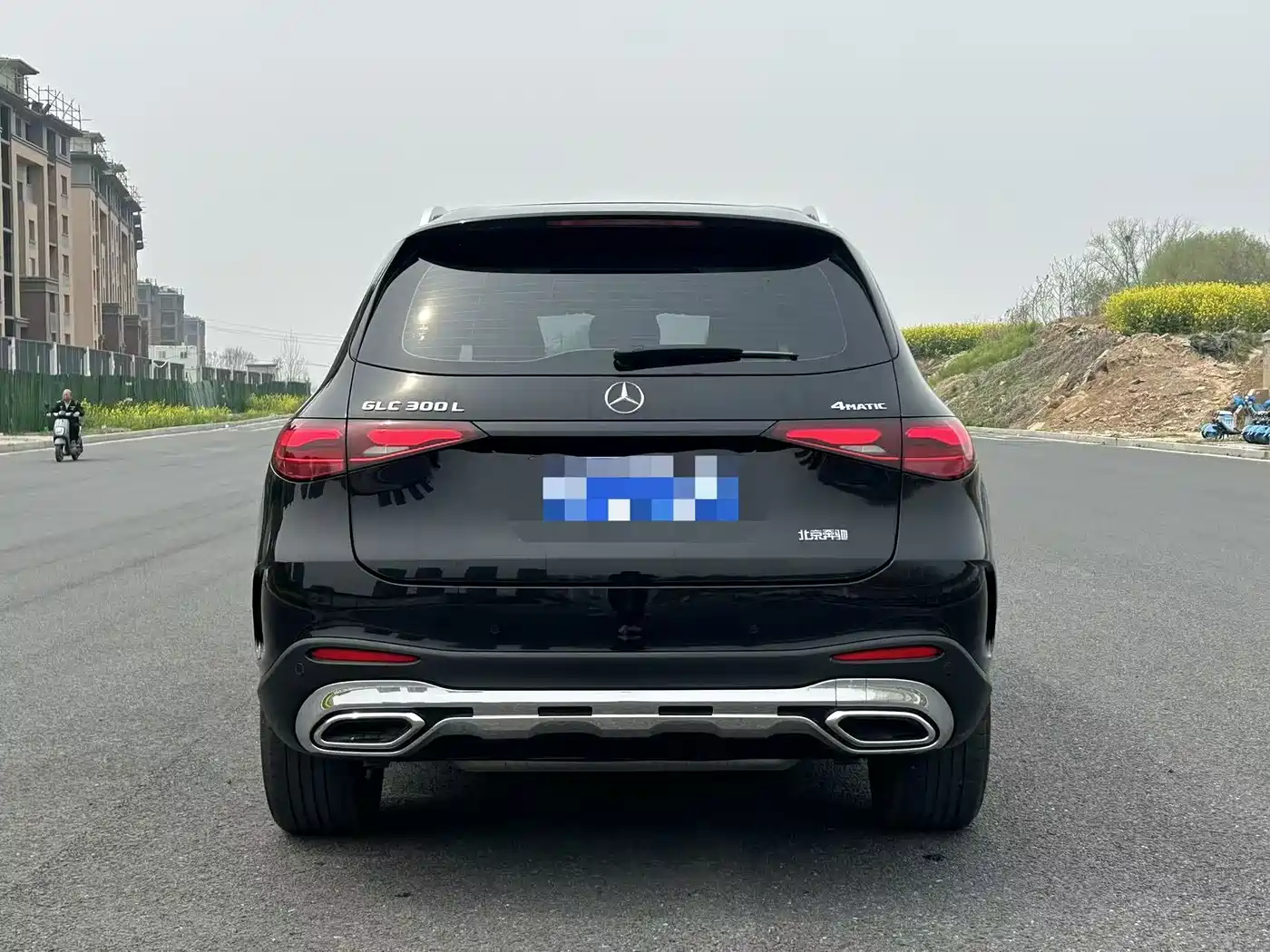 MERCEDES-BENZ GLC