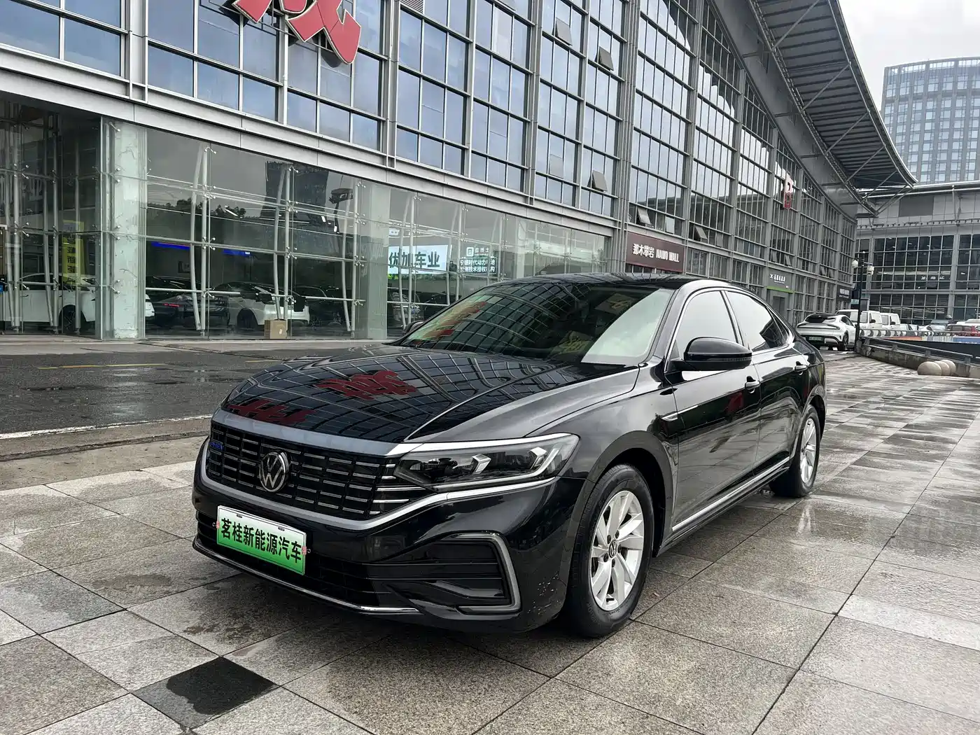 Volkswagen Passat New Energy 2022 430PHEV Hybrid Business Edition