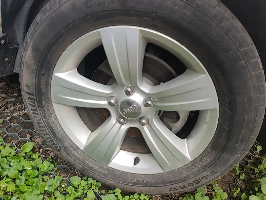 Jeep Compass (Import) 2012 2012 2.0L FWD Sport Edition