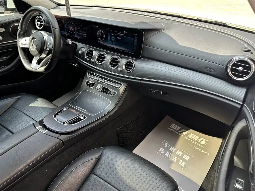 Mercedes-Benz E-Class 2019 E 300 L Sport Fashion фото 16
