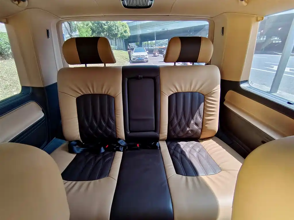 Volkswagen Caravelle 2018 2.0TSI 4WD Comfort Edition 7-Seater фото 9