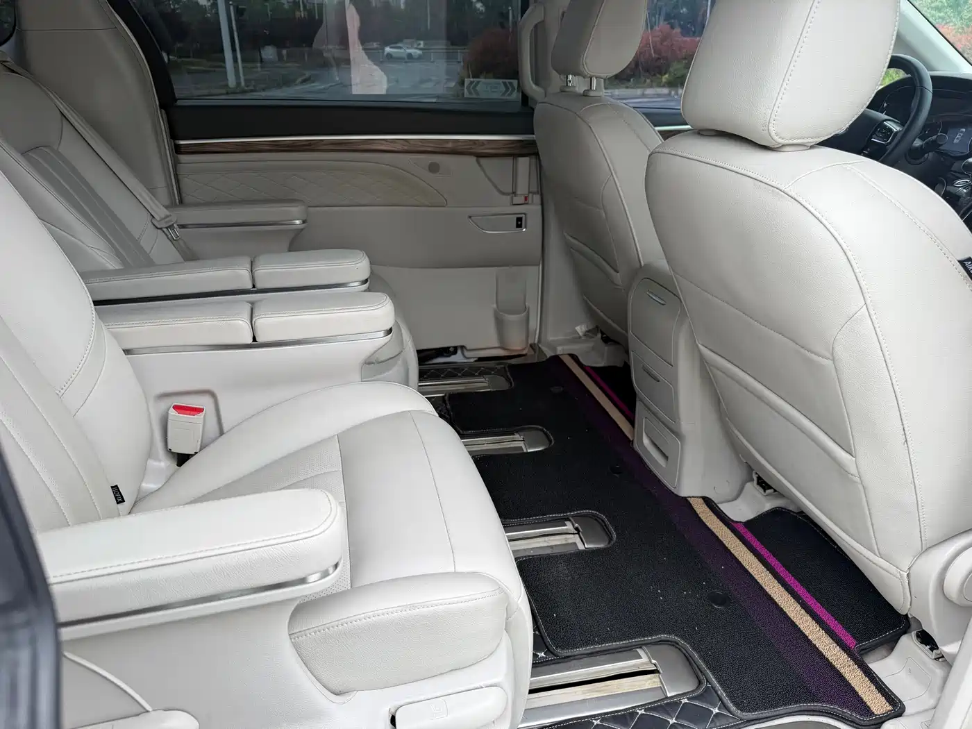 GAC Trumpchi Trumpchi M8 2020 Pilot 390T Prestige Edition фото 18