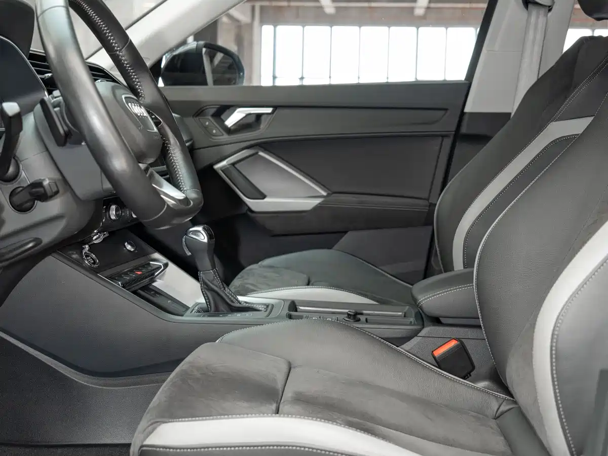 Audi Q3 2022 35 TFSI Fashion Dynamic фото 13