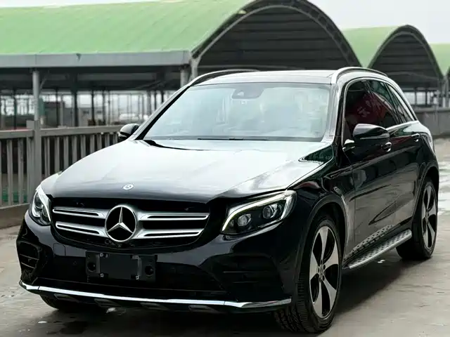 MERCEDES-BENZ GLC