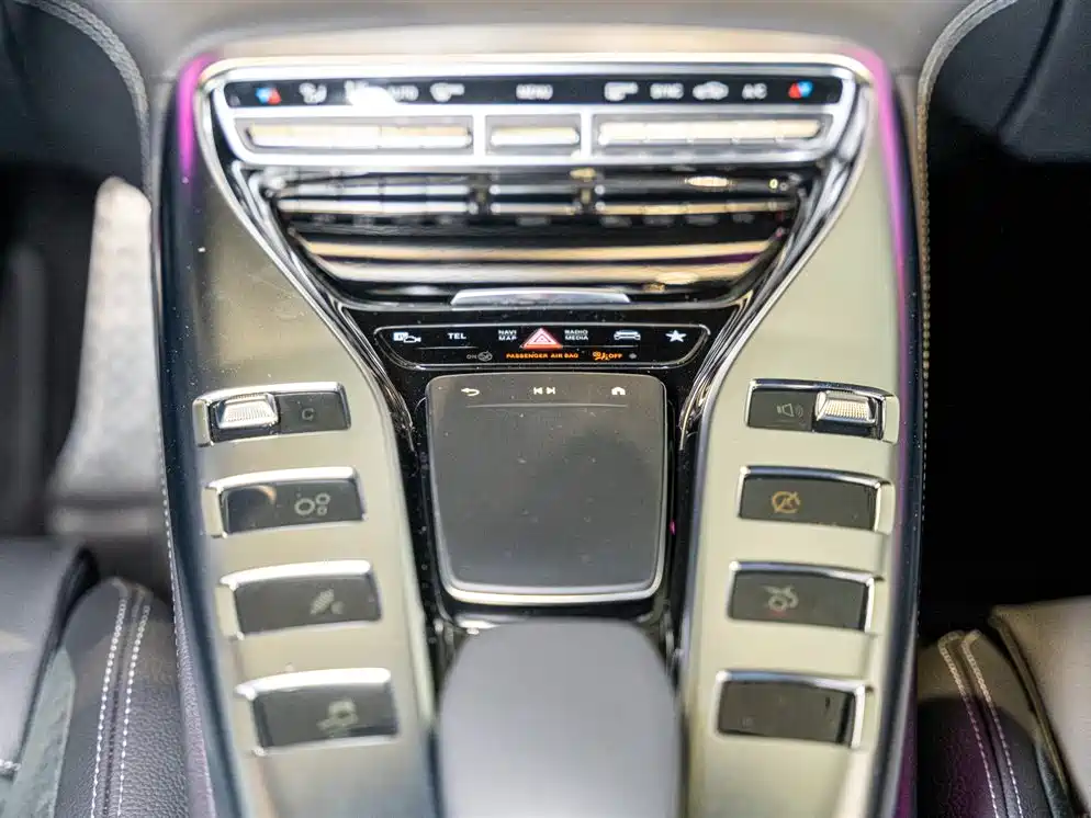 MERCEDES-BENZ AMG GT