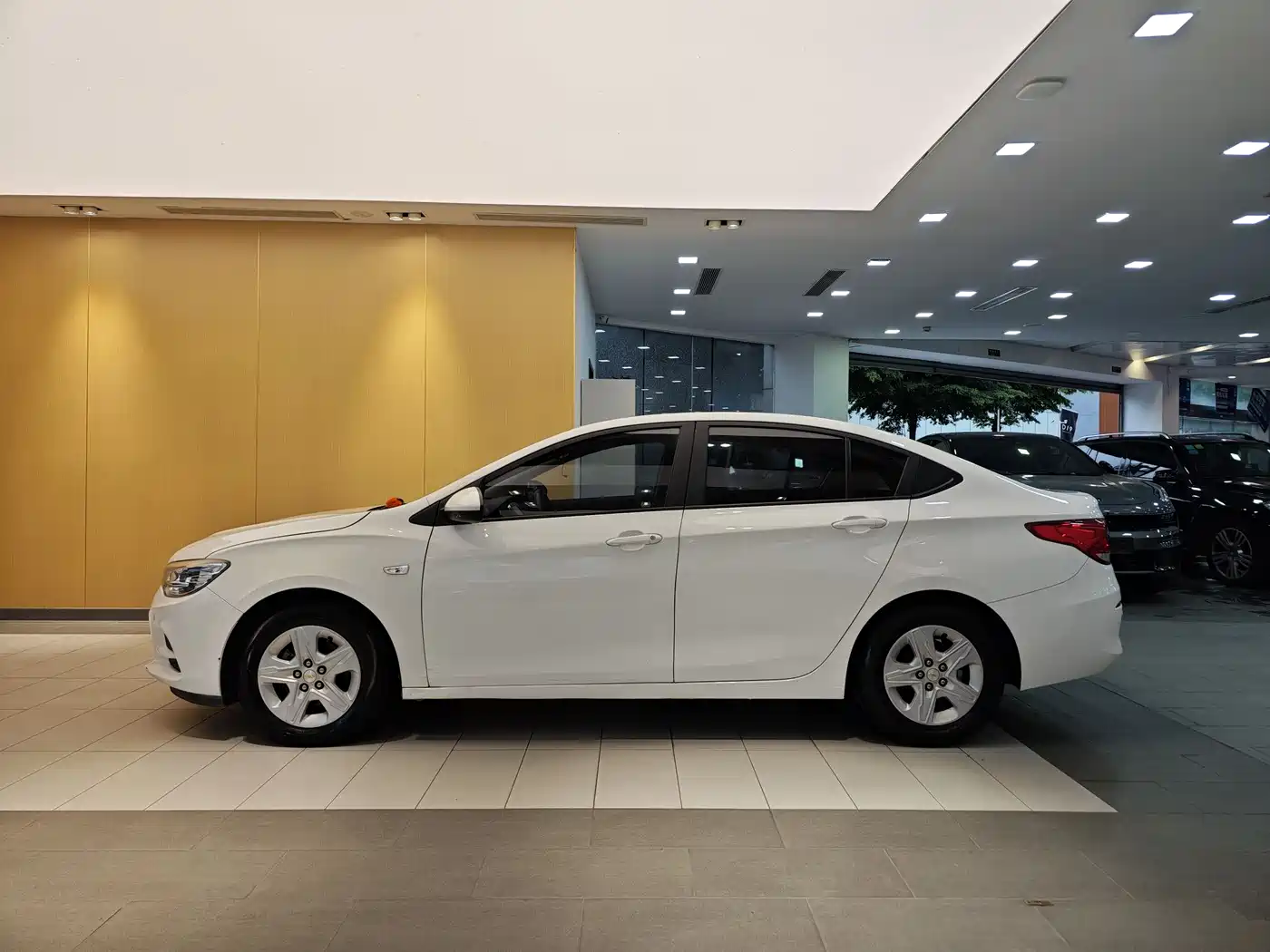 CHEVROLET KOVOZ