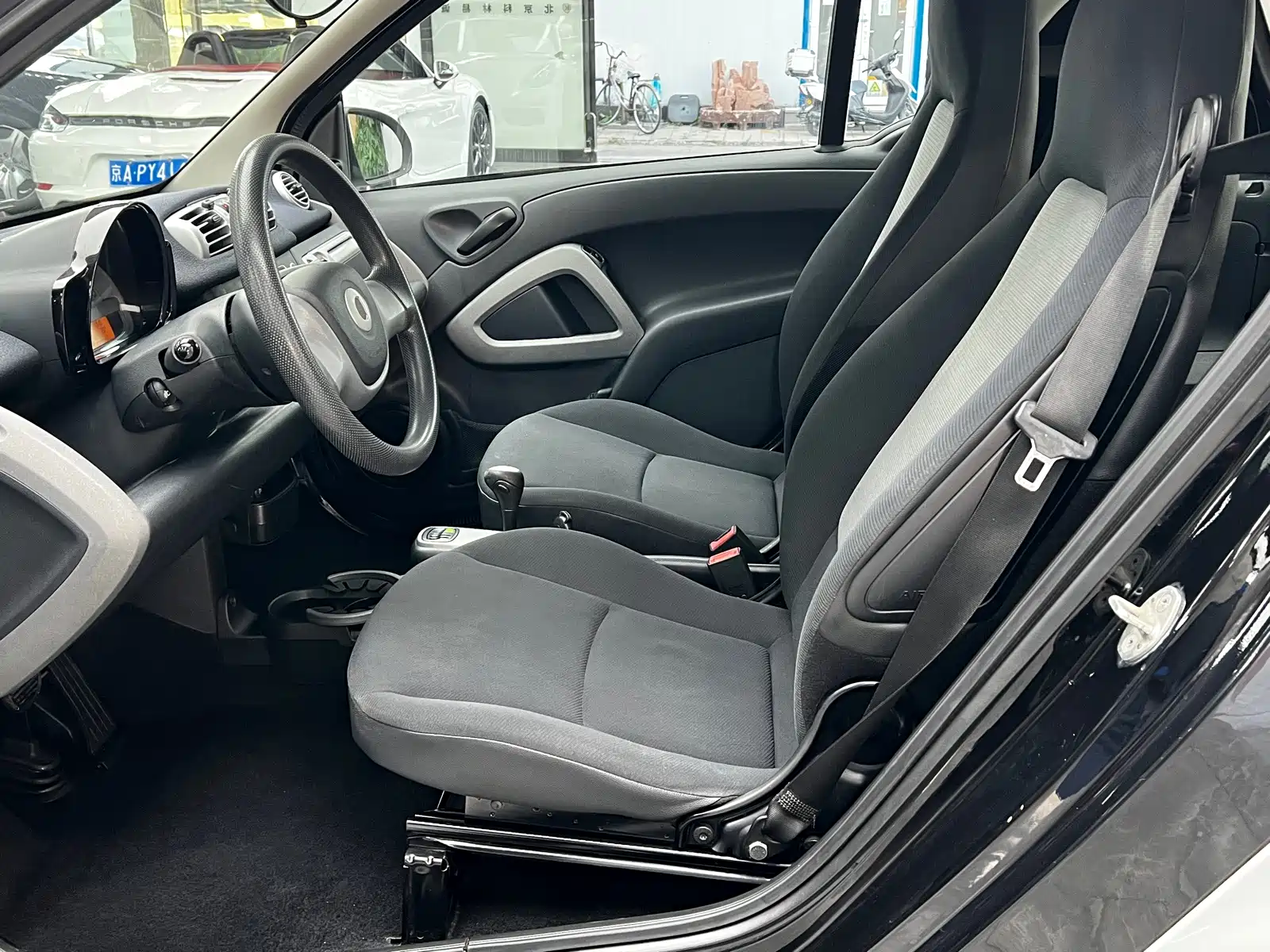 Photo 12 - smart fortwo