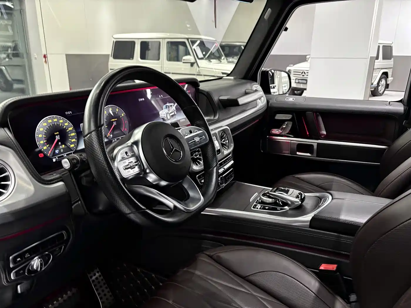 Mercedes-Benz G-Class 2021 G 500 фото 11