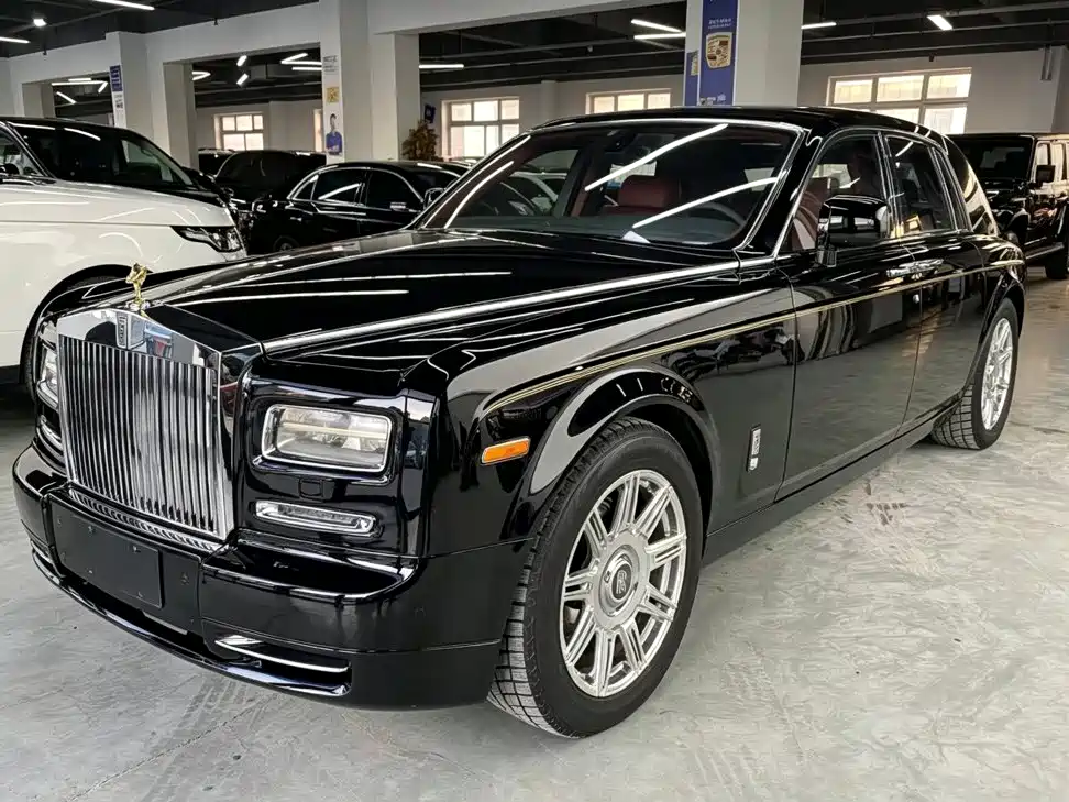Фото 1 - Rolls-Royce Phantom