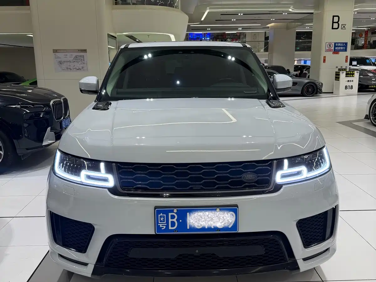 Фото 2 - Land Rover Range Rover Sport