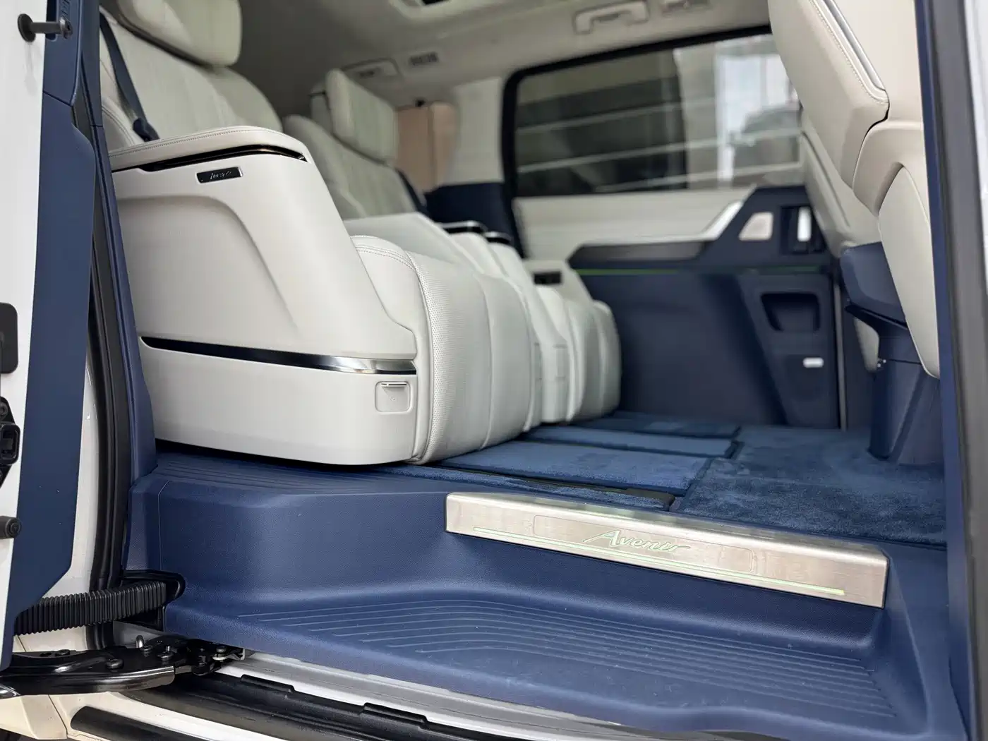 Buick Century 2023 2023 2.0T 6-Seat World Edition
