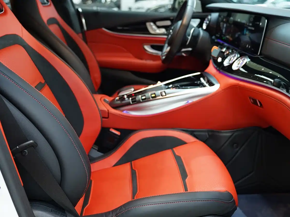 MERCEDES-BENZ AMG GT