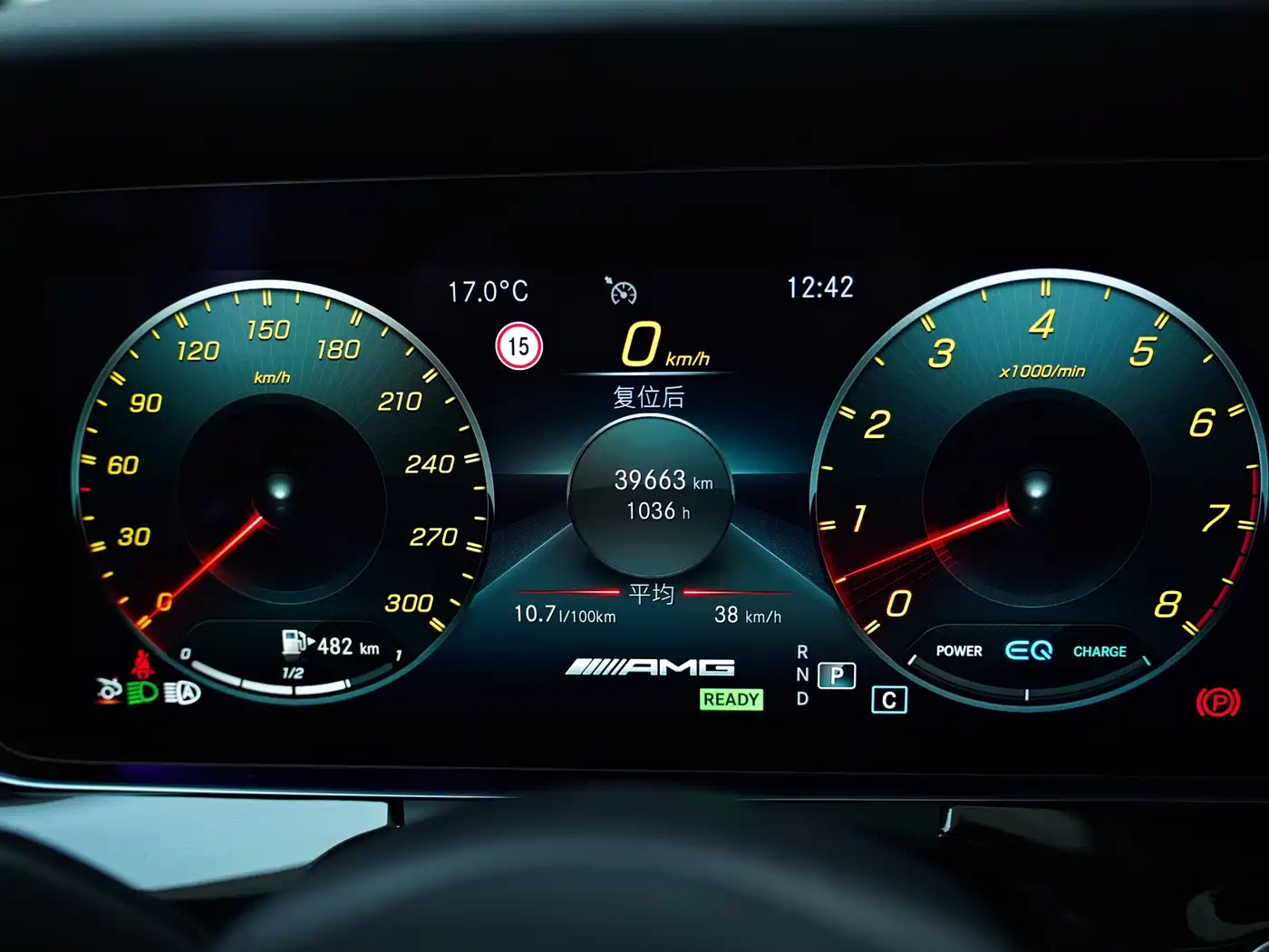 MERCEDES-BENZ AMG GT