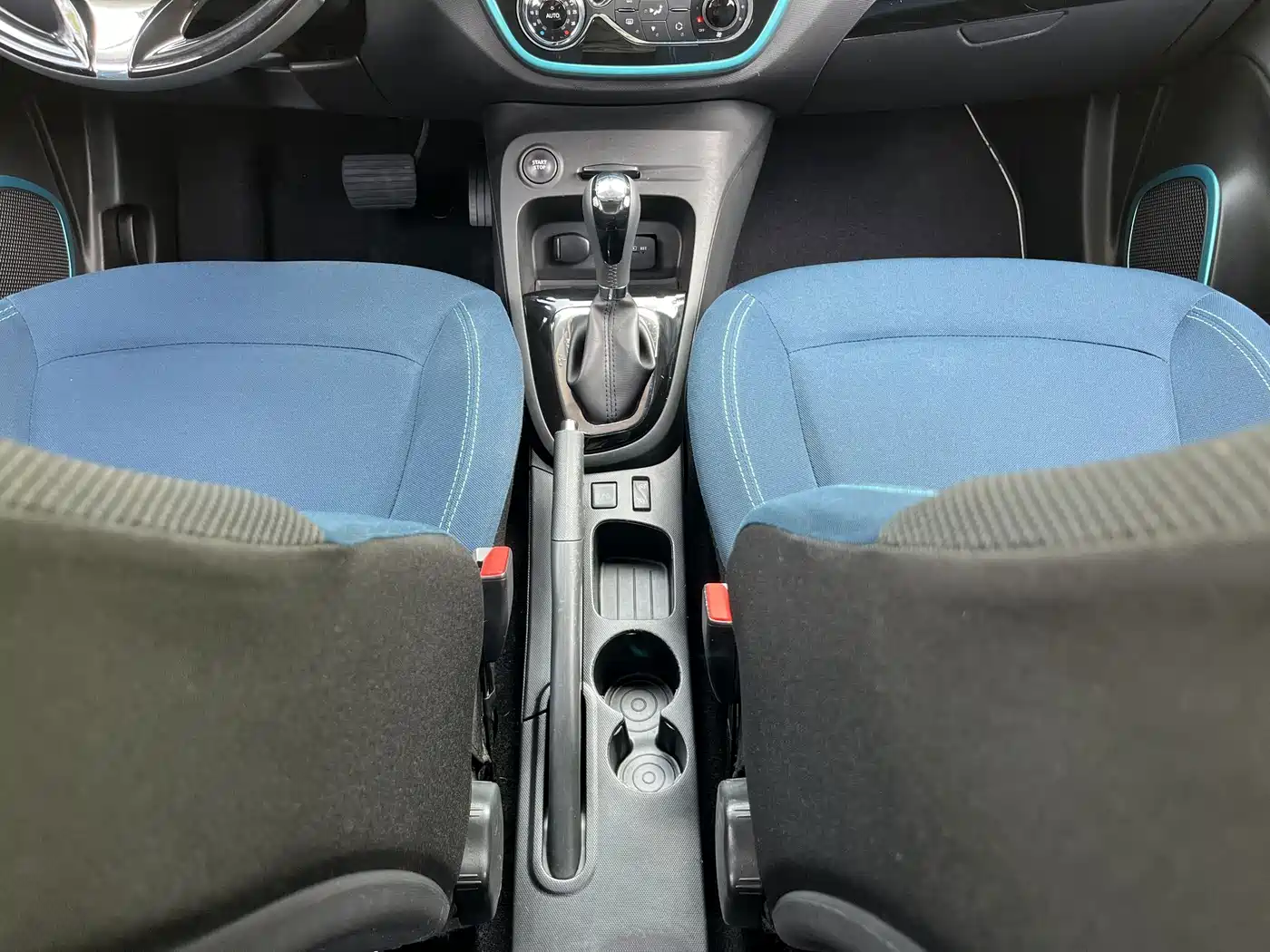 Renault Captur 2015 2015 1.2T Automatic Comfort Limited Edition