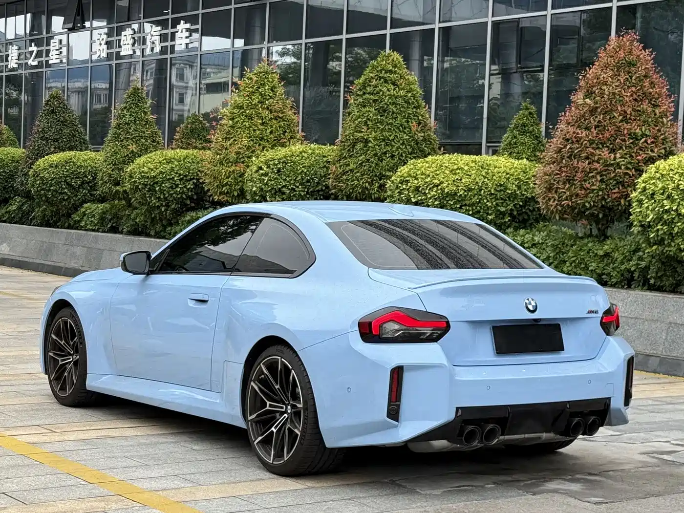 BMW M2
