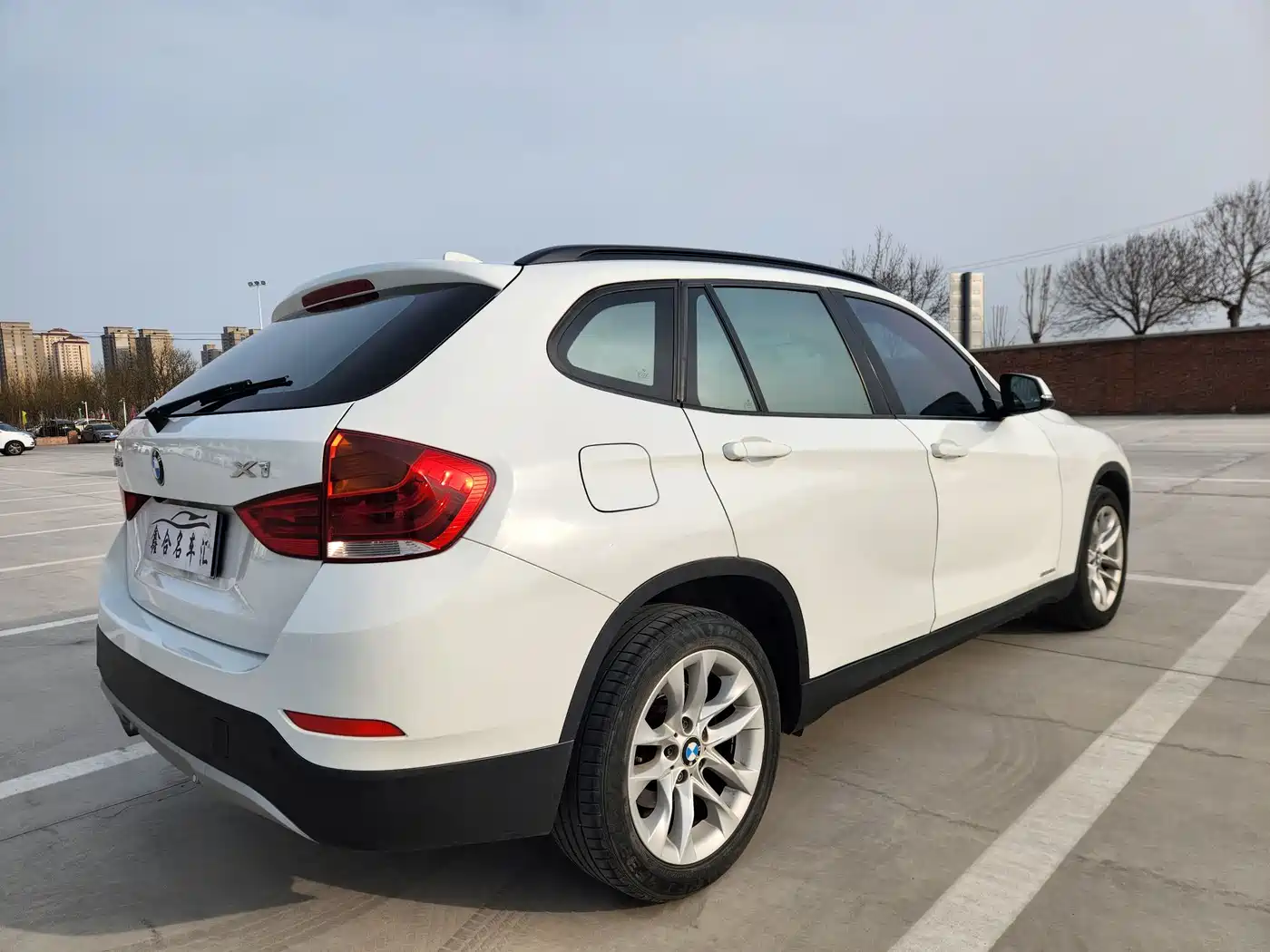BMW X1 2014 sDrive18i Leading Edition фото 4