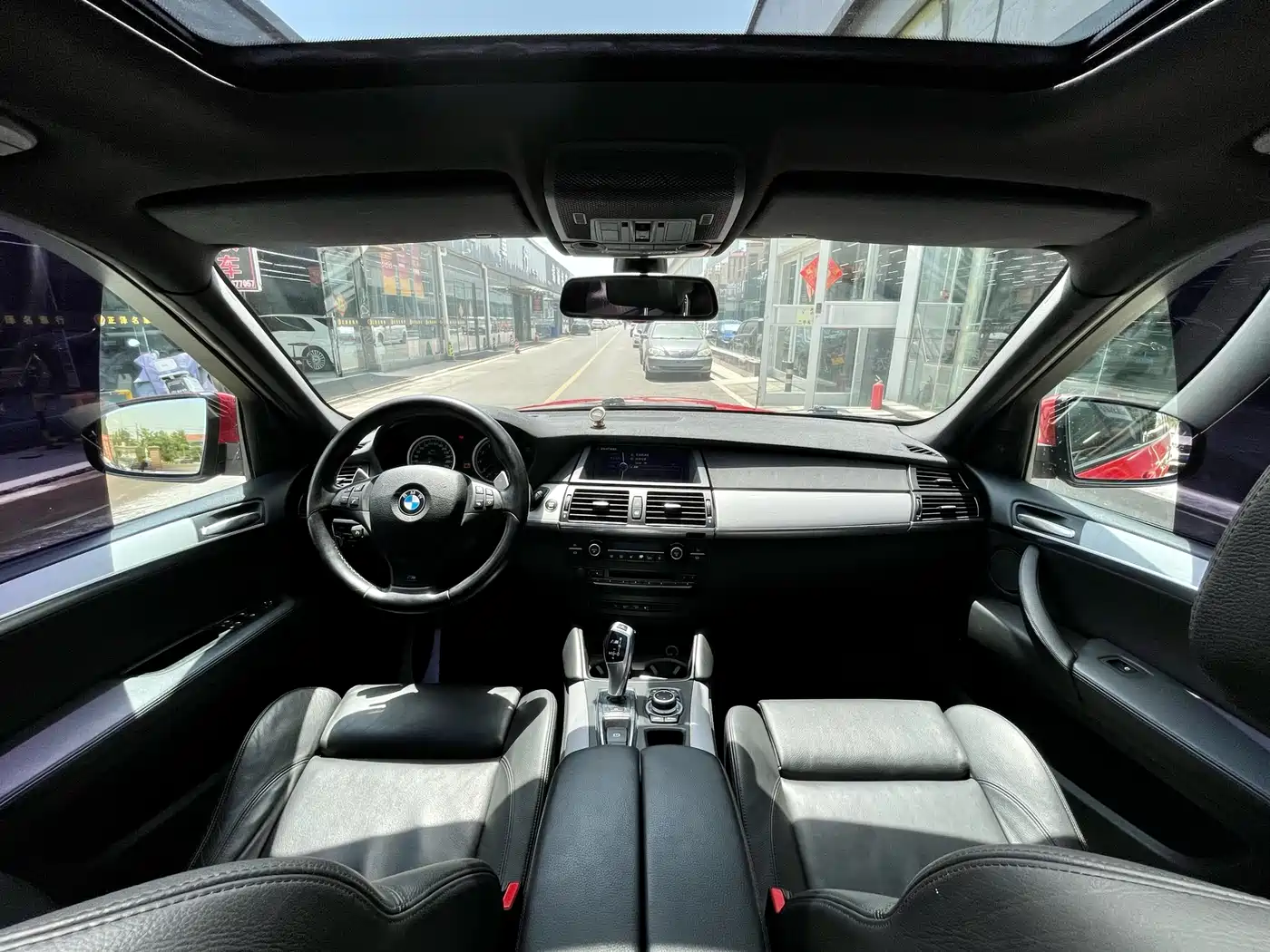 BMW X5 M 2010 X5 M фото 9