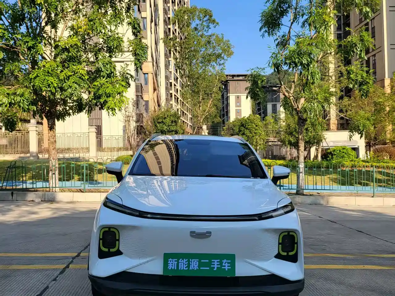 Photo 2 - Geely Geometry E Firefly