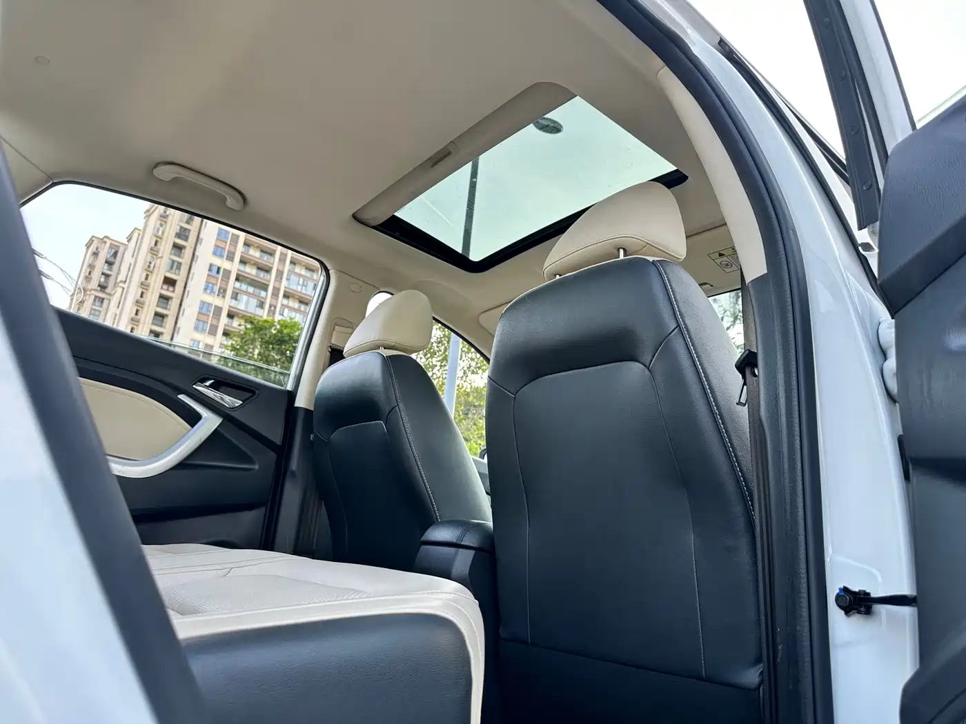 Changan Yuexiang V7 2015 2015 1.6L Manual LeXiang Type China IV