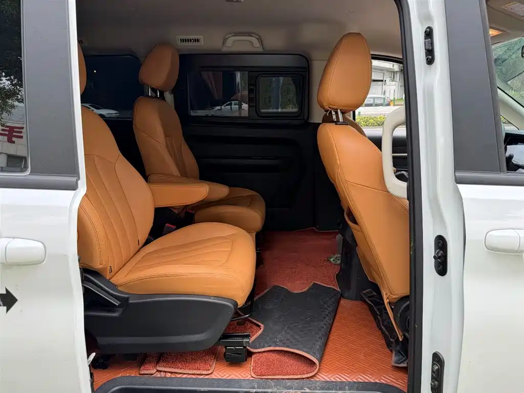 BAW (Beijing Automobile Works) Ruisheng Ace M7 2026 2025 Model Facelift 2.0L Automatic Long Wheelbase Luxury 7-Seater