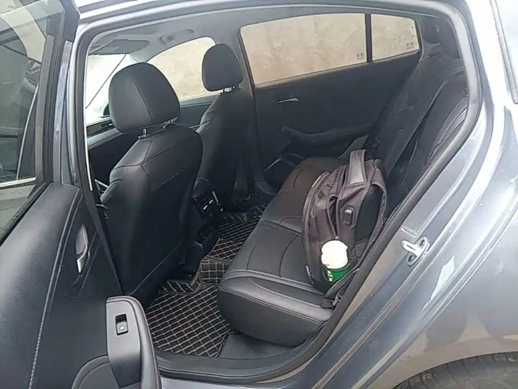 Roewe i5 2025 2023 1.5L CVT Luxury Edition
