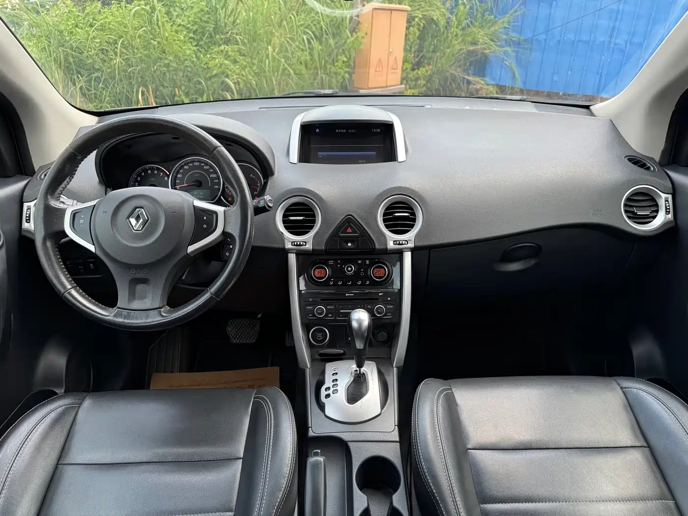 Renault Koleos (Import) 2014 2014 2.0L 2WD Smart Edition