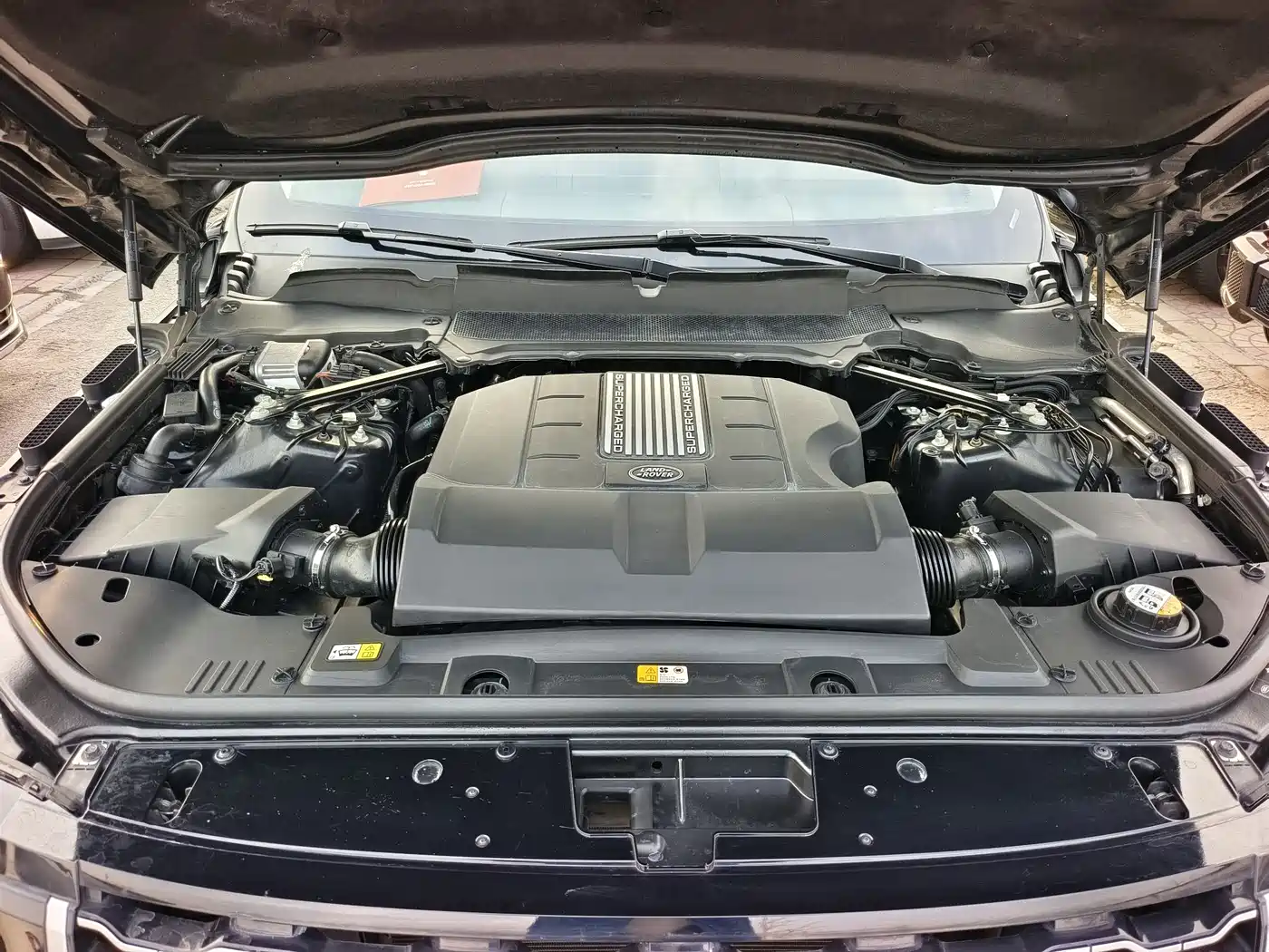 Land Rover Range Rover 2019 3.0 SCV6 Heritage Edition фото 19