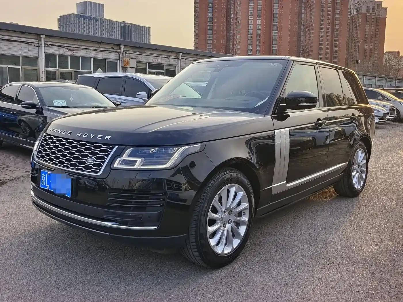 Land Rover Range Rover 2019 3.0 SCV6 Heritage Edition
